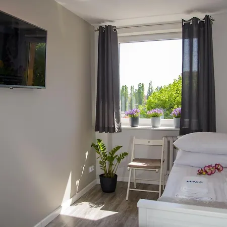 Appartement 46m² 3 Slaapkamer, 1 Privé Badkamer In Lange Tuinen