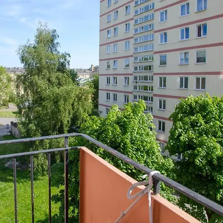 46m² 3 Slaapkamer, 1 Privé Badkamer In Lange Tuinen Appartement