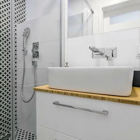 Lägenhet Maya's Flats & - Szopy