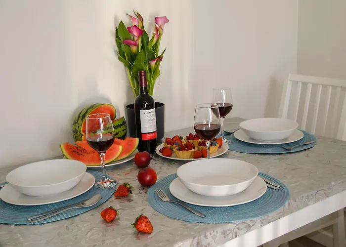 Maya's Flats & - Szopy