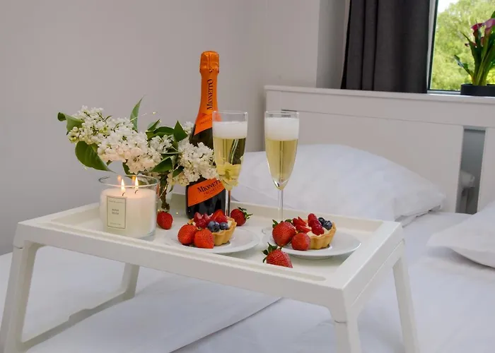 Maya's Flats & - Szopy アパート