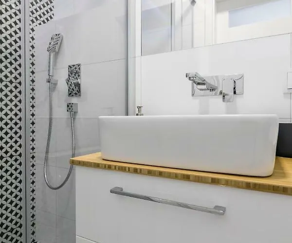 アパート Maya's Flats & - Szopy