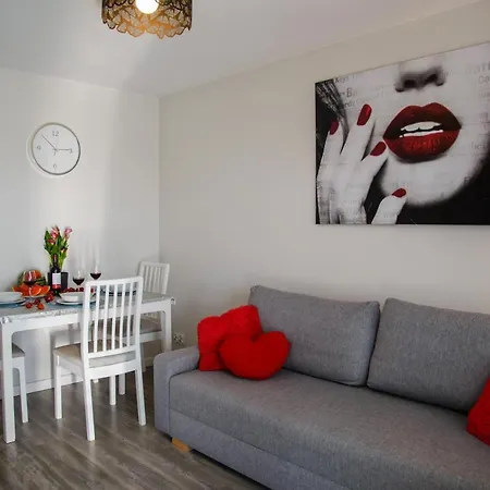 Maya's Flats & - Szopy *