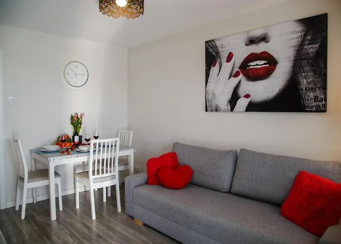 Maya's Flats & - Szopy *