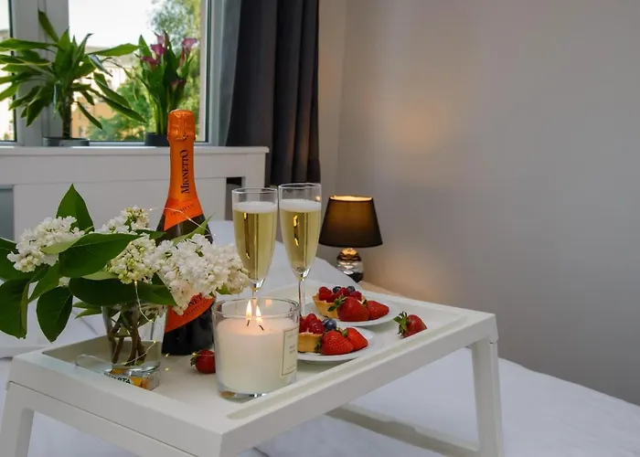 Maya's Flats & - Szopy *